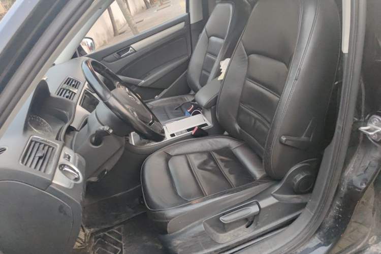 Used Volkswagen Passat 2014 1.8TSI DSG Prestige Edition Left Front Seat