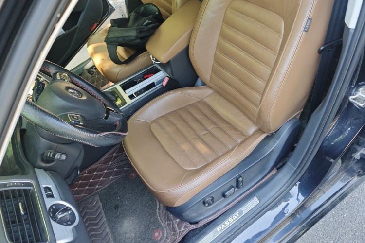 Used Volkswagen Passat 2014 1.8TSI DSG Prestige Edition Left Front Seat
