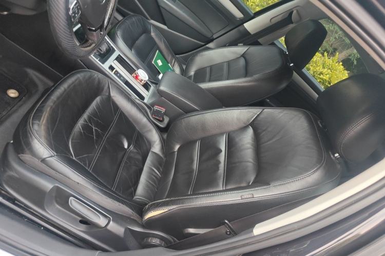 Used Volkswagen Passat 2014 1.8TSI DSG Prestige Edition Left Front Seat