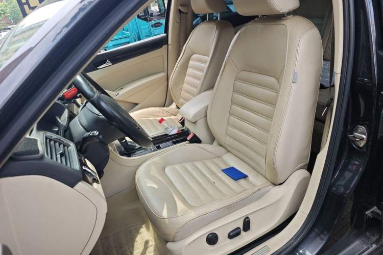 Used Volkswagen Passat 2014 1.8TSI DSG Prestige Edition Left Front Seat