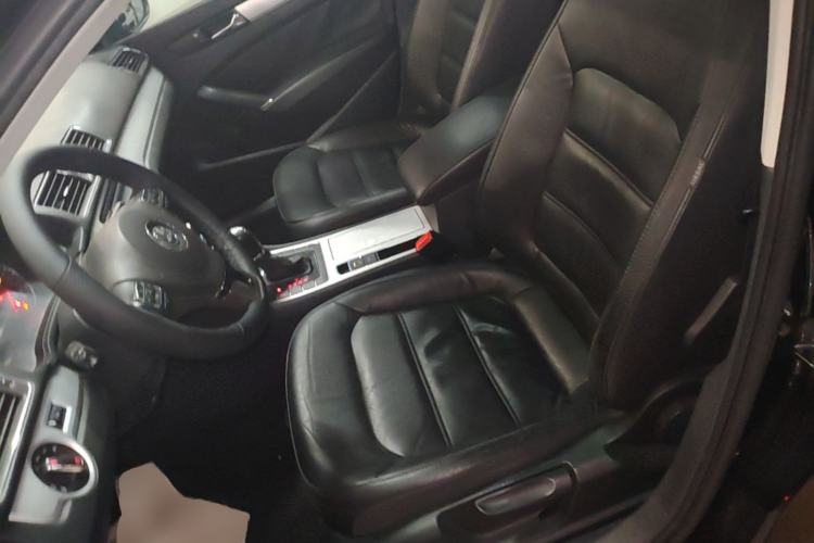 Used Volkswagen Passat 2014 1.8TSI DSG Prestige Edition Left Front Seat