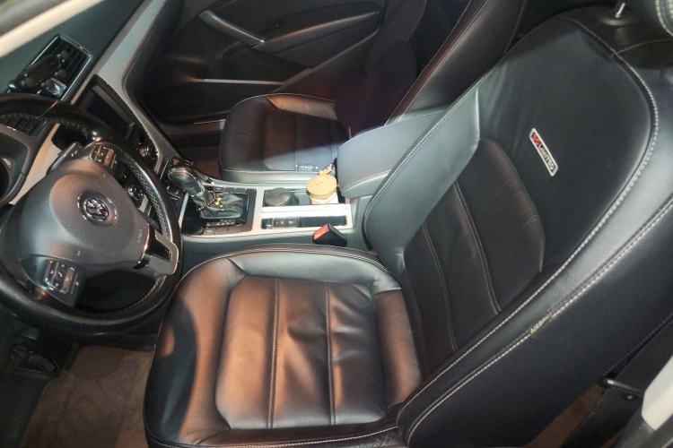 Used Volkswagen Passat 2014 1.8TSI DSG 30th Anniversary Edition Left Front Seat