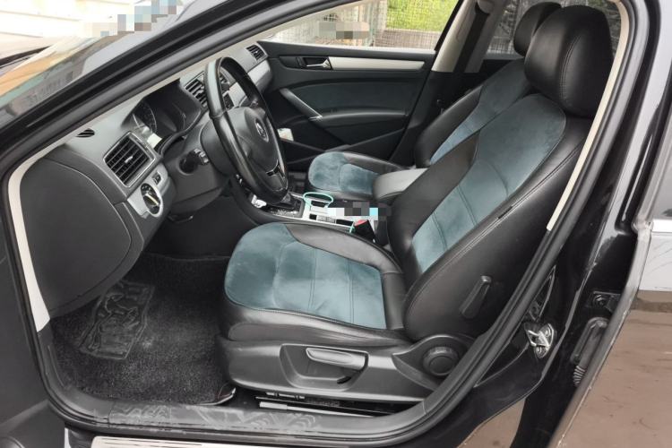 Used Volkswagen Passat 2014 1.4TSI DSG BlueMotion Technology Edition Left Front Seat
