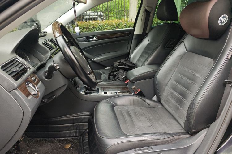Used Volkswagen Passat 2014 1.8TSI DSG Prestige Navigation Edition Left Front Seat