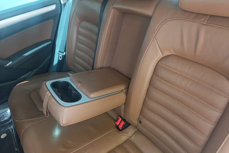 Used Volkswagen Passat 2014 2.0 TSI DSG Prestige Edition Left Rear Seat