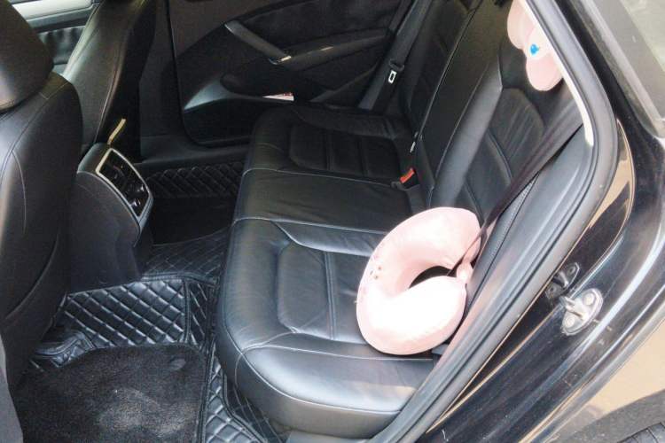 Used Volkswagen Passat 2014 1.8TSI DSG Prestige Edition Left Rear Seat