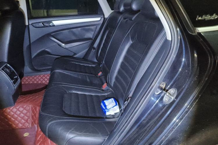 Used Volkswagen Passat 2014 1.8TSI DSG Prestige Edition Left Rear Seat