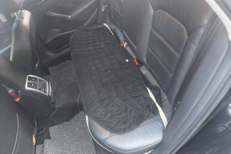 Used Volkswagen Passat 2014 1.8TSI DSG Prestige Edition Left Rear Seat