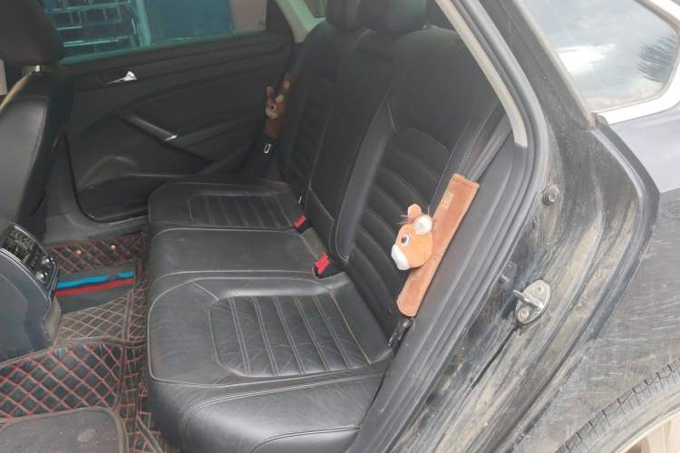 Used Volkswagen Passat 2014 1.8TSI DSG Prestige Edition Left Rear Seat