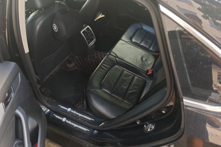 Used Volkswagen Passat 2014 1.8TSI DSG Prestige Edition Left Rear Seat