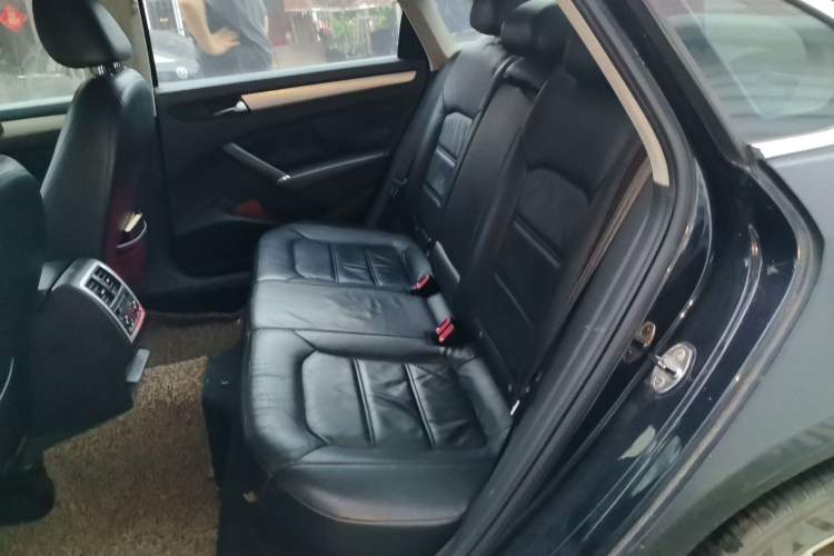 Used Volkswagen Passat 2014 1.8TSI DSG Prestige Edition Left Rear Seat