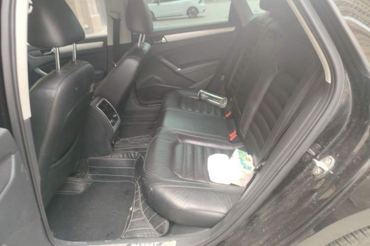 Used Volkswagen Passat 2014 1.8TSI DSG Prestige Navigation Edition Left Rear Seat