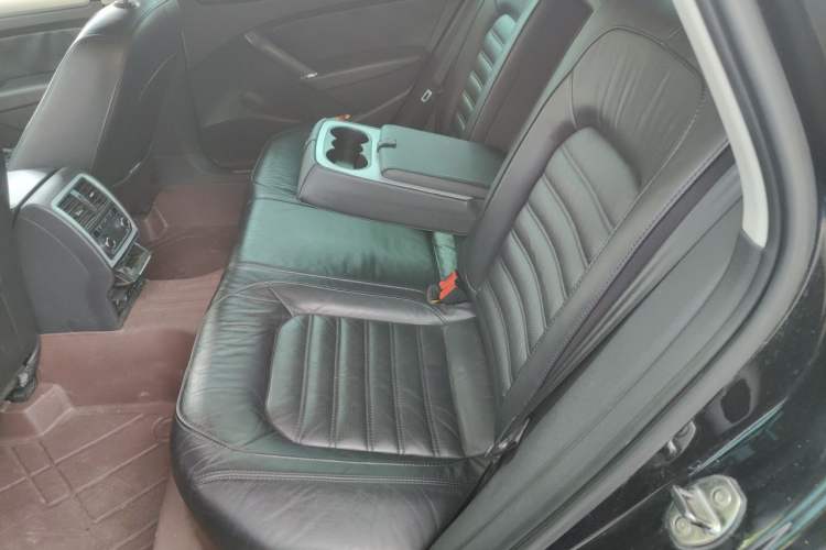 Used Volkswagen Passat 2014 1.8TSI DSG Prestige Edition Left Rear Seat