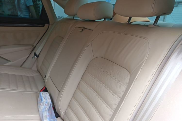 Used Volkswagen Passat 2014 1.8TSI DSG Prestige Edition Left Rear Seat