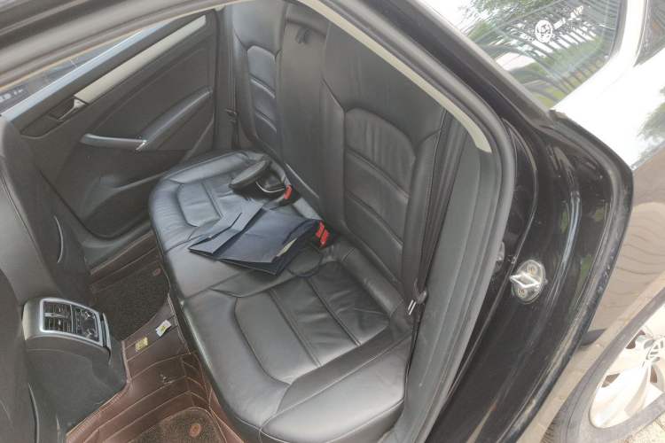 Used Volkswagen Passat 2014 1.8TSI DSG Prestige Edition Left Rear Seat