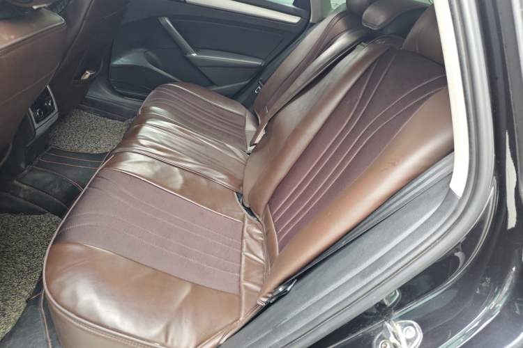 Used Volkswagen Passat 2014 1.8TSI DSG Prestige Edition Left Rear Seat