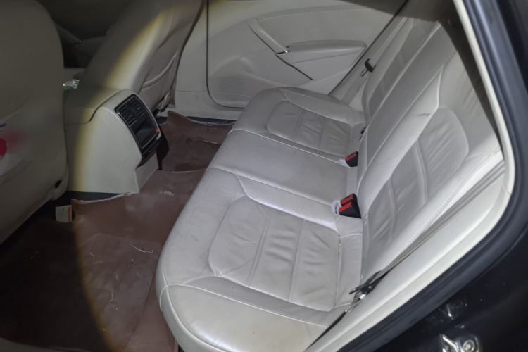 Used Volkswagen Passat 2014 1.8TSI DSG Prestige Edition Left Rear Seat