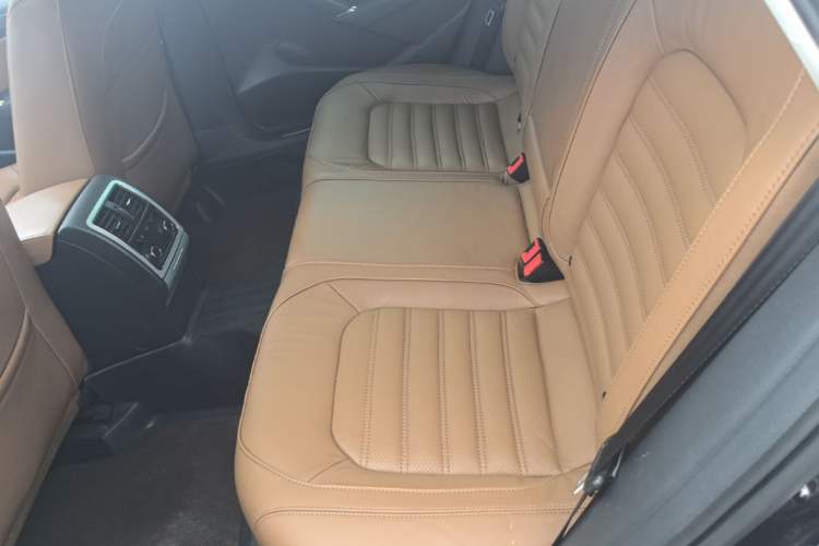 Used Volkswagen Passat 2014 1.8TSI DSG Prestige Edition Left Rear Seat