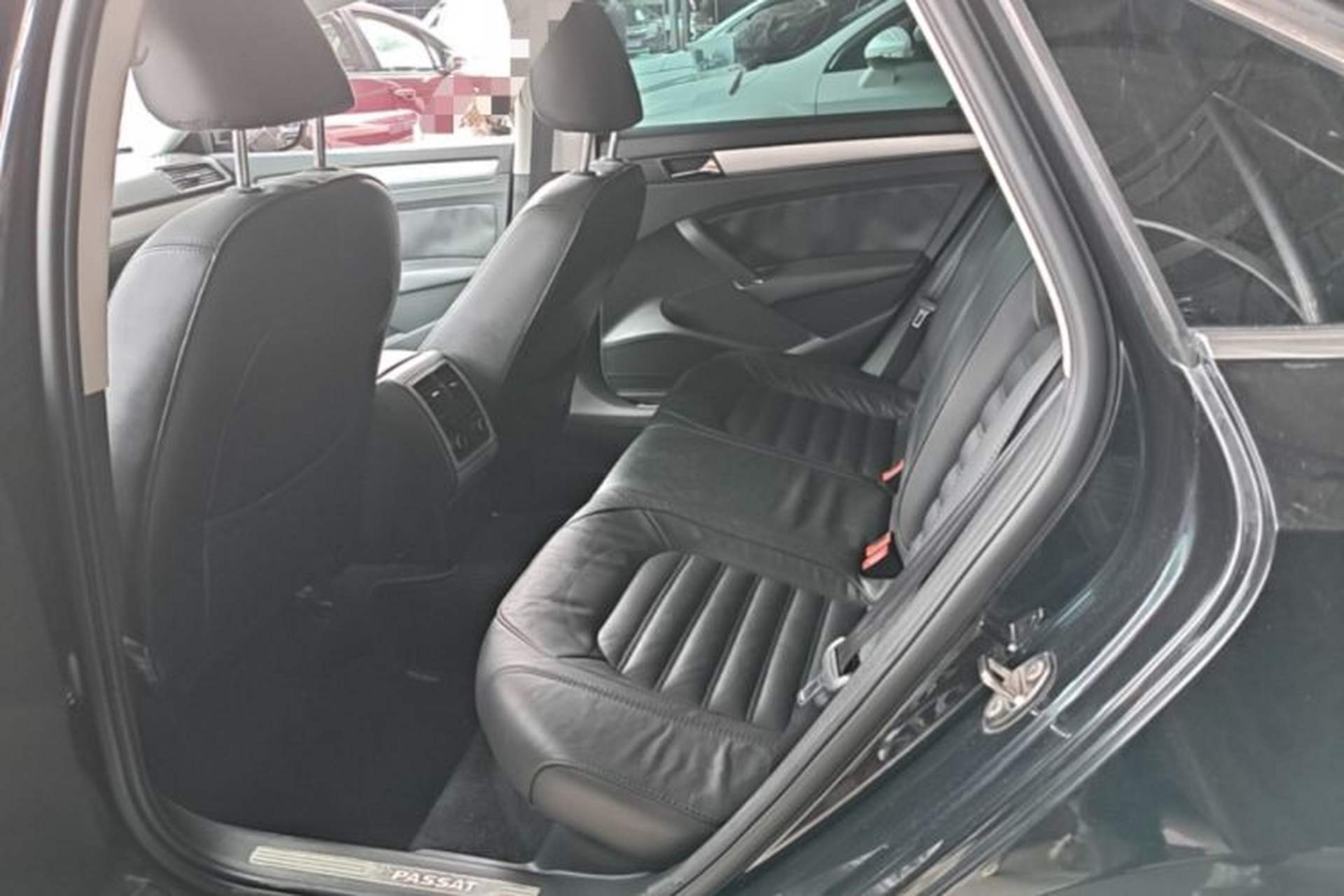 Used Volkswagen Passat 2014 2.0 TSI DSG Prestige Edition Left Rear Seat
