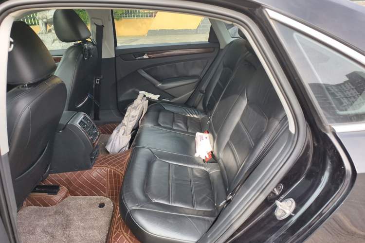 Used Volkswagen Passat 2014 1.8TSI DSG Prestige Edition Left Rear Seat