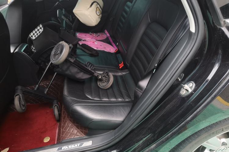 Used Volkswagen Passat 2014 1.8TSI DSG Prestige Edition Left Rear Seat
