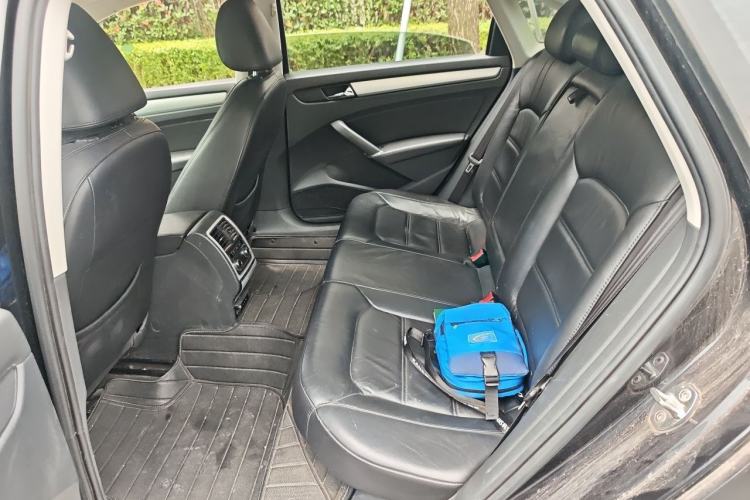 Used Volkswagen Passat 2014 1.4TSI Manual Prestige Edition Left Rear Seat