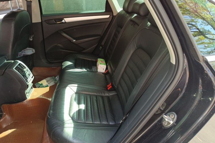 Used Volkswagen Passat 2014 1.8TSI DSG Prestige Edition Left Rear Seat