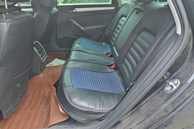 Used Volkswagen Passat 2014 1.8TSI DSG Prestige Edition Left Rear Seat