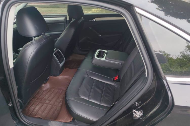 Used Volkswagen Passat 2014 1.8TSI DSG Luxury Edition Left Rear Seat