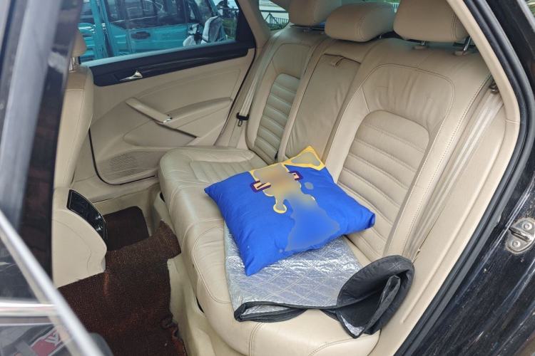 Used Volkswagen Passat 2014 1.8TSI DSG Prestige Edition Left Rear Seat