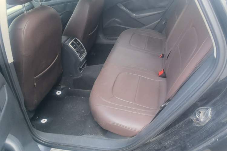 Used Volkswagen Passat 2014 1.8TSI DSG Prestige Navigation Edition Left Rear Seat