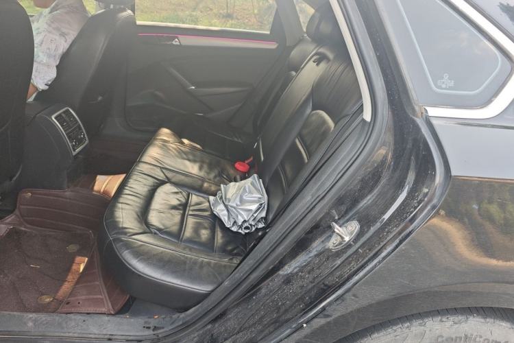 Used Volkswagen Passat 2014 1.4TSI DSG Prestige Edition Left Rear Seat