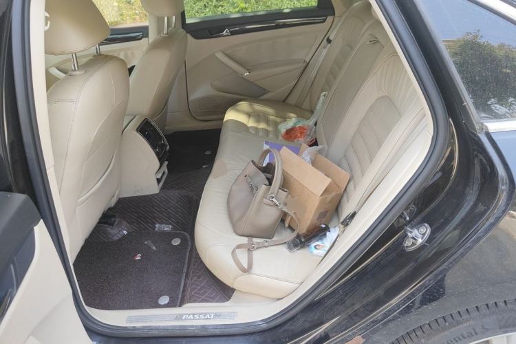 Used Volkswagen Passat 2014 1.8TSI DSG Prestige Edition Left Rear Seat