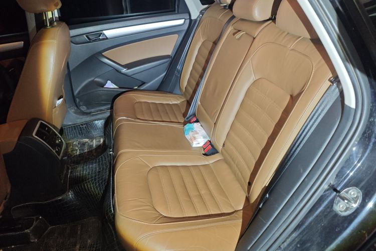 Used Volkswagen Passat 2014 1.8TSI DSG Prestige Edition Left Rear Seat