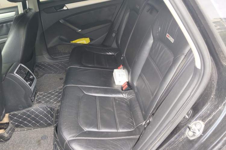 Used Volkswagen Passat 2014 1.8TSI DSG 30th Anniversary Edition Left Rear Seat
