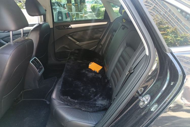 Used Volkswagen Passat 2014 1.8TSI DSG Prestige Edition Left Rear Seat