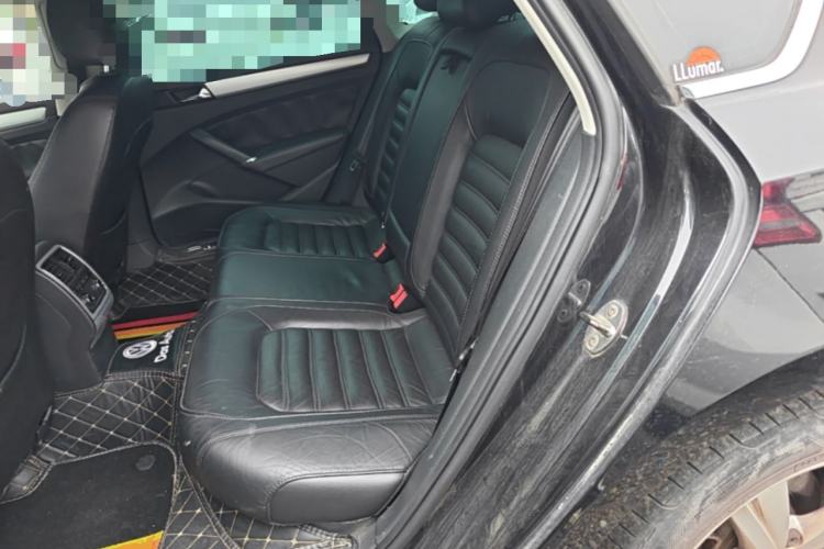 Used Volkswagen Passat 2014 1.8TSI DSG Prestige Edition Left Rear Seat