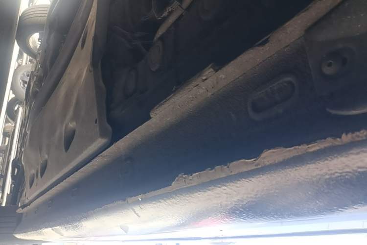 Used Volkswagen Passat 2014 1.8TSI DSG Prestige Edition Left Side Sill