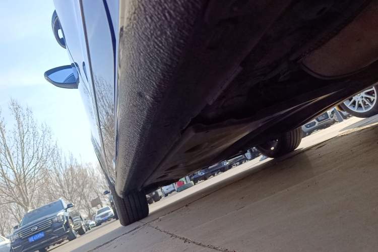 Used Volkswagen Passat 2014 1.8TSI DSG Prestige Edition Left Side Sill