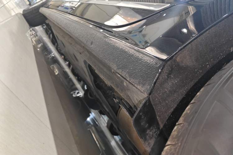 Used Volkswagen Passat 2014 1.8TSI DSG Prestige Edition Left Side Sill