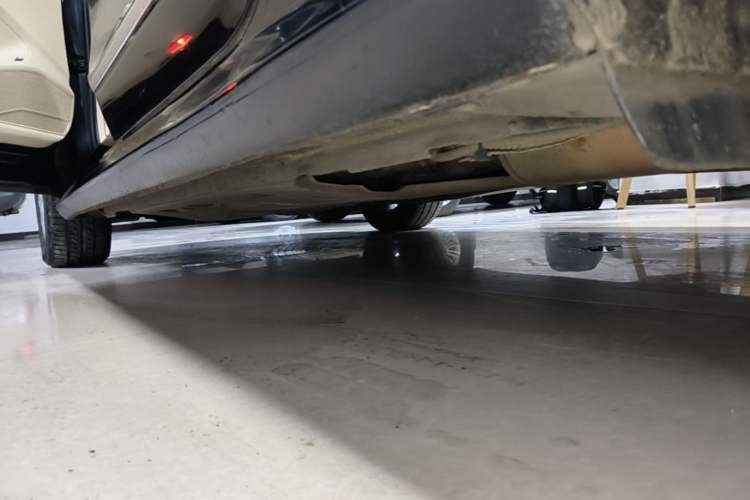 Used Volkswagen Passat 2014 1.8TSI DSG Prestige Edition Left Side Sill