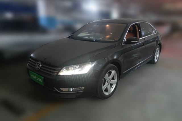 Ojetý Volkswagen Passat 2014 1.8TSI DSG Prestige Edition