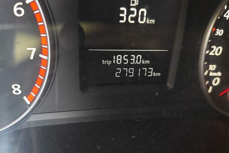 Used Volkswagen Passat 2014 1.8TSI Automatic Prestige Edition Odometer Close Up