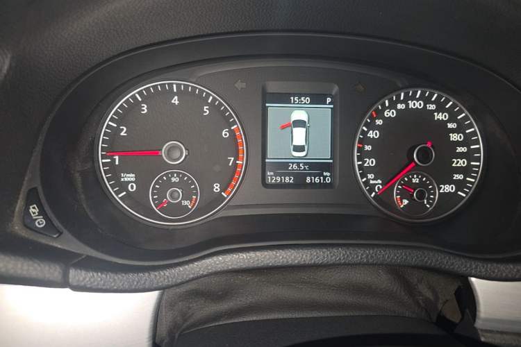 Used Volkswagen Passat 2014 2.0 TSI DSG Prestige Edition Odometer Close Up