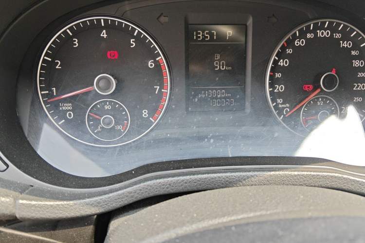 Used Volkswagen Passat 2014 1.8TSI Automatic Prestige Edition Odometer Close Up