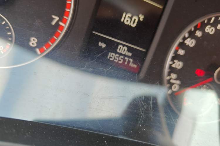 Used Volkswagen Passat 2014 1.4TSI Manual Prestige Edition Odometer Close Up