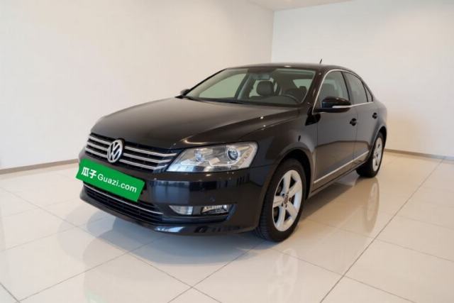 Ojetý Volkswagen Passat 2014 1.8TSI DSG Prestige Edition