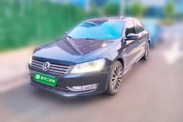 Ojetý Volkswagen Passat 2014 1.8TSI DSG 30th Anniversary Edition