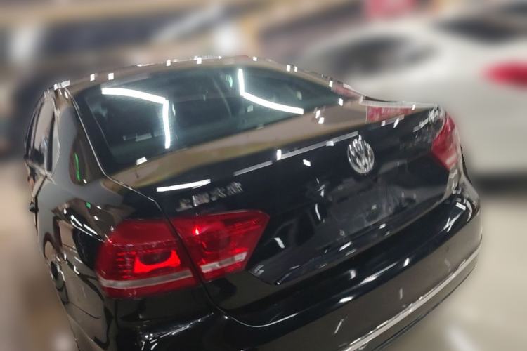 Used Volkswagen Passat 2014 1.8TSI DSG Prestige Edition Rear Left 45 Deg