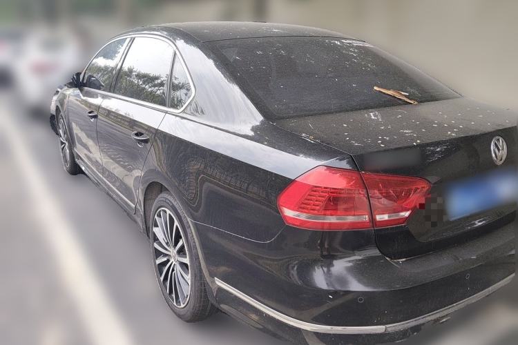 Used Volkswagen Passat 2014 1.8TSI DSG 30th Anniversary Edition Rear Left 45 Deg